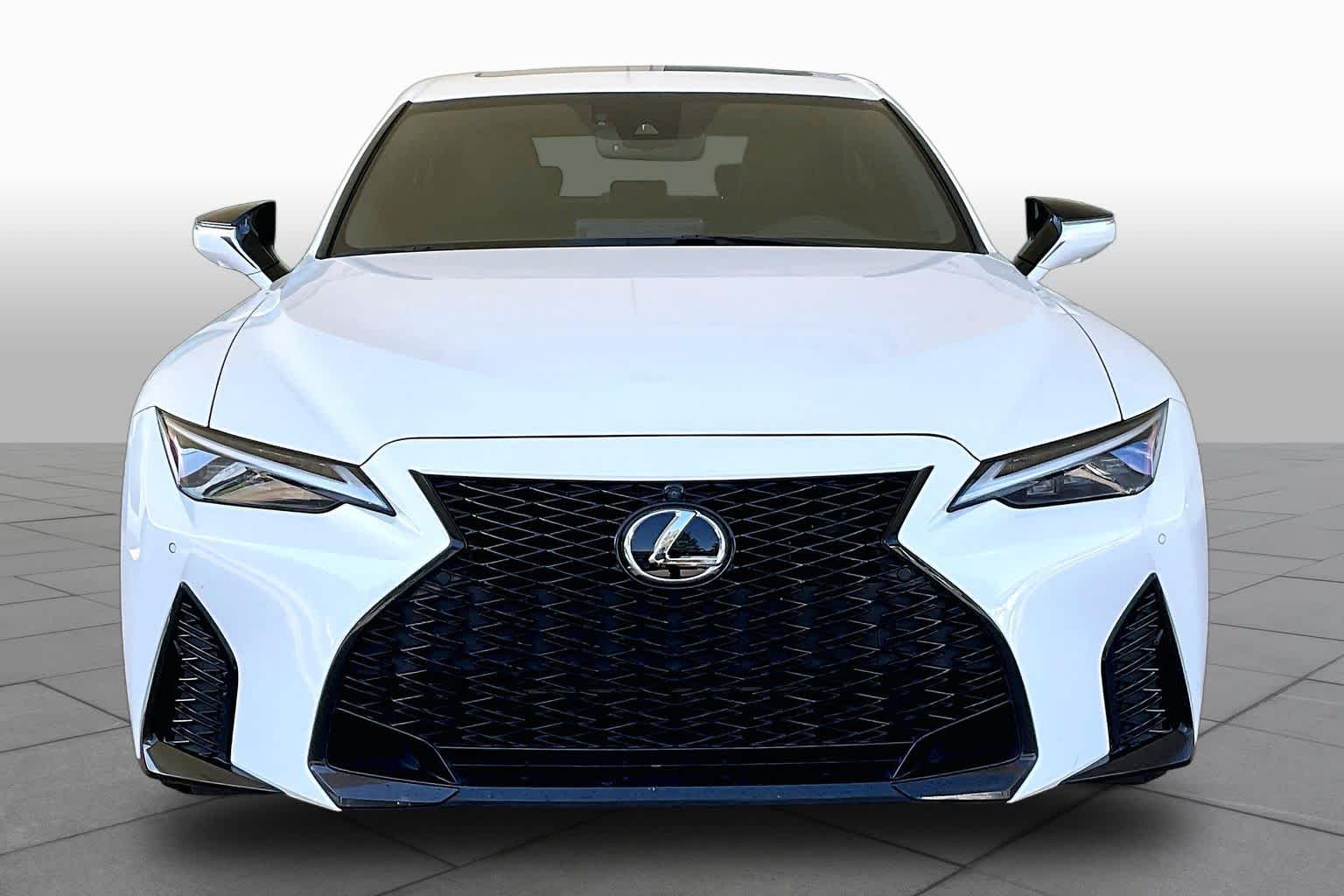 2023 Lexus IS 350 photo 4 of 34