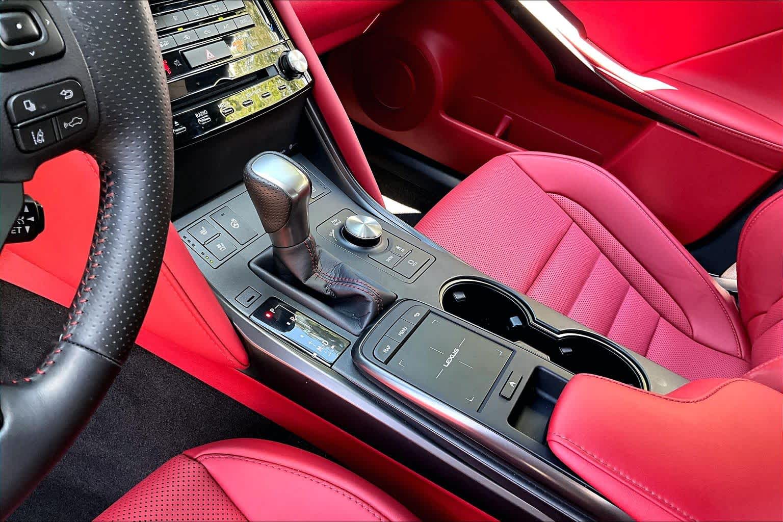 2025 Lexus IS 350 photo 14 of 34