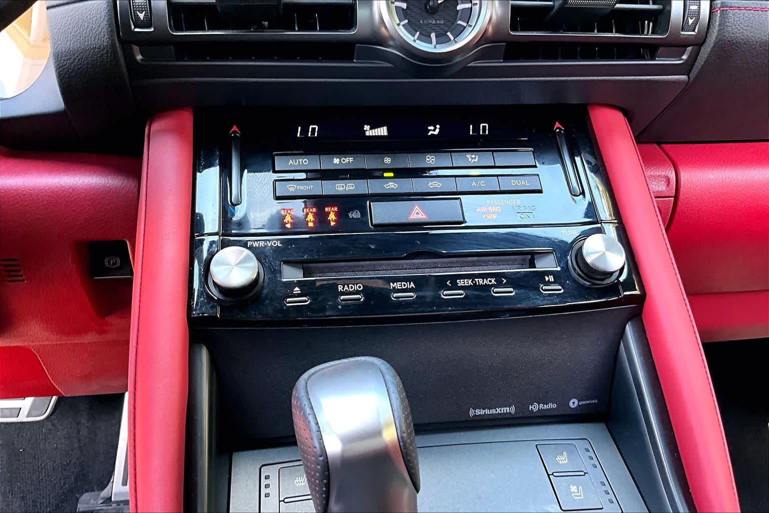 2025 Lexus IS 350 photo 32 of 34