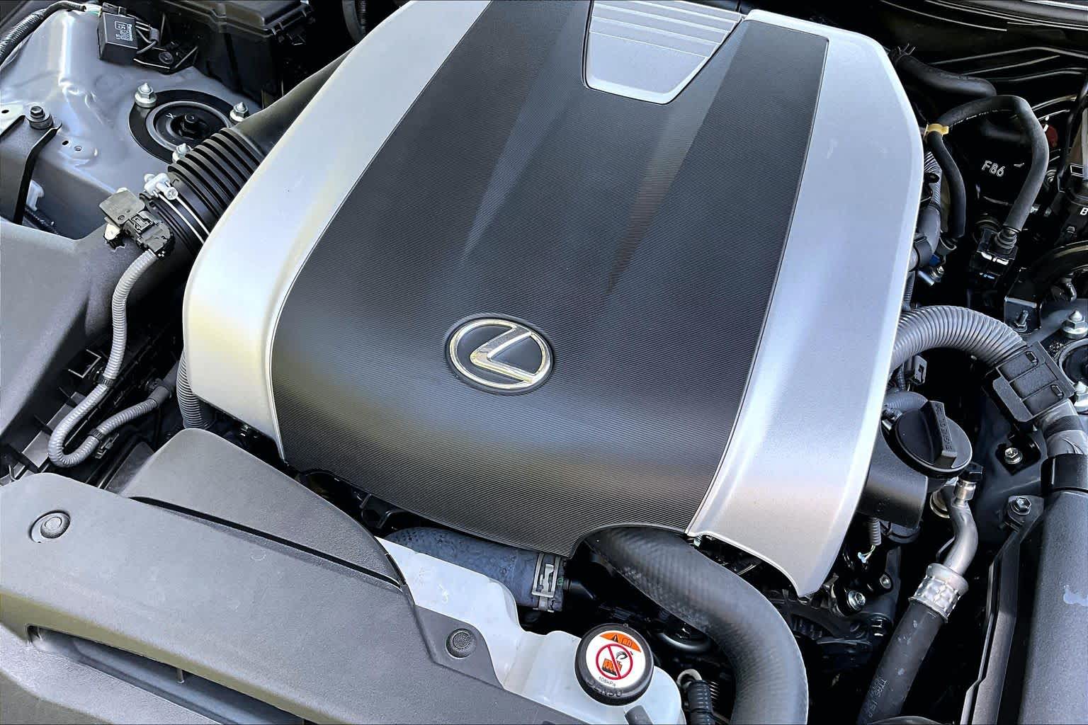 2025 Lexus IS 350 photo 30 of 34