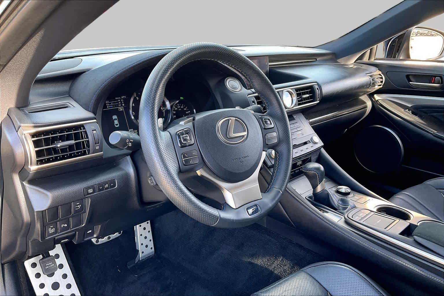 2015 Lexus RC F photo 15 of 34