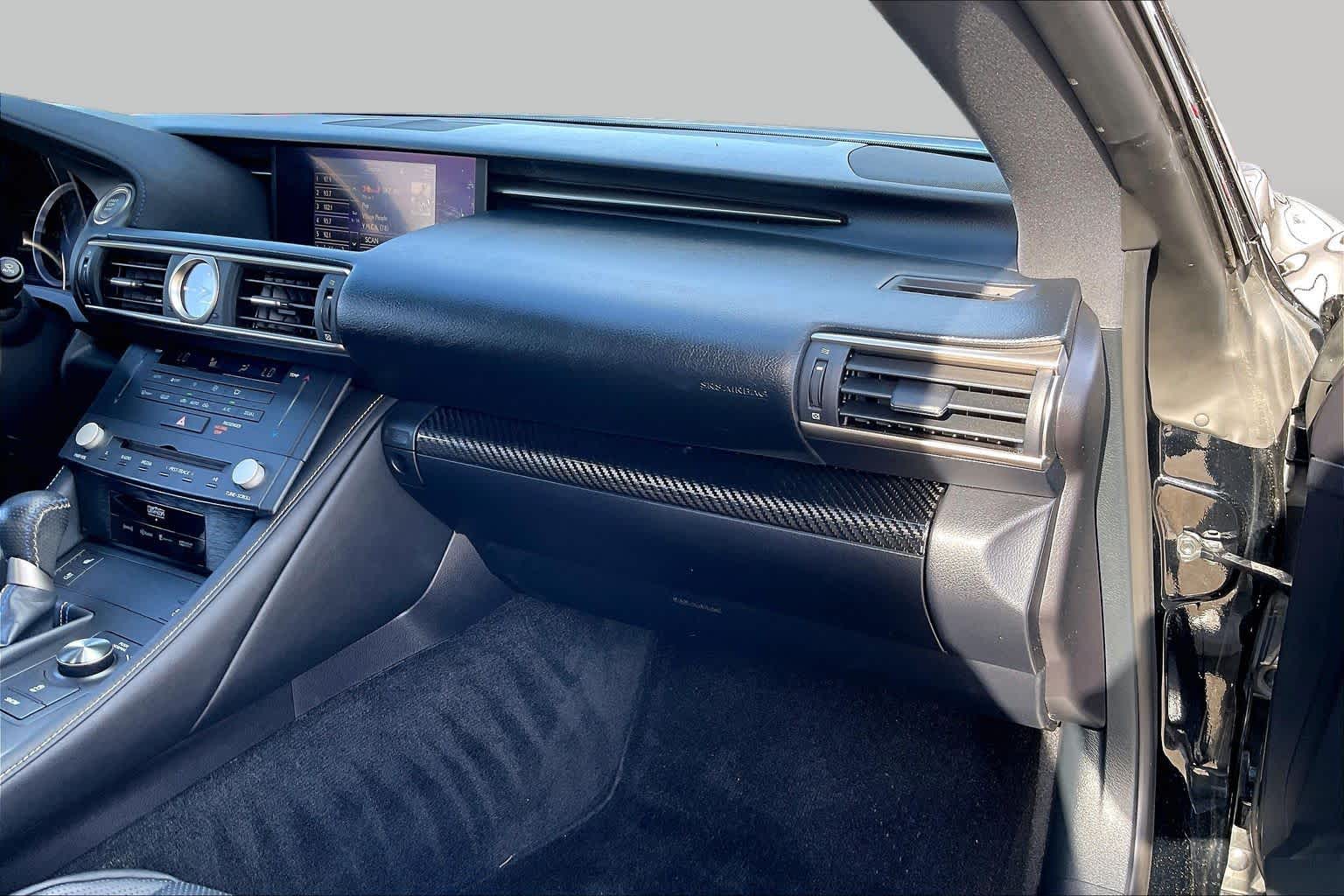 2015 Lexus RC F photo 16 of 34