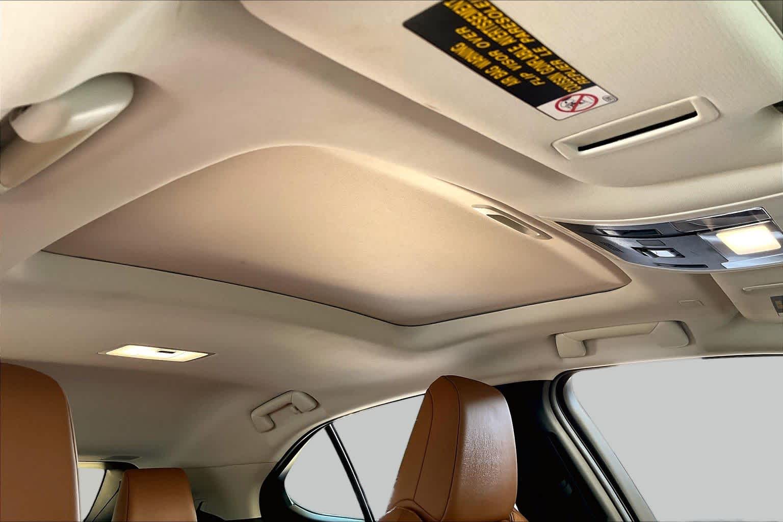 2020 Lexus UX 200 photo 12 of 34