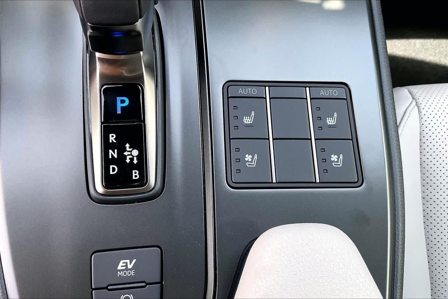 2026 Lexus UX 300h F SPORT Design  Cloudburst Gray w/Obsidian Roof at Lexus of Clear Lake