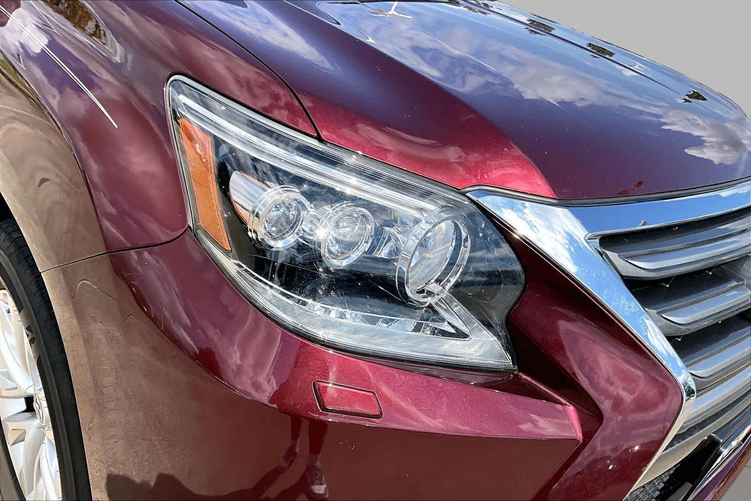 2019 Lexus GX 460 photo 24 of 33