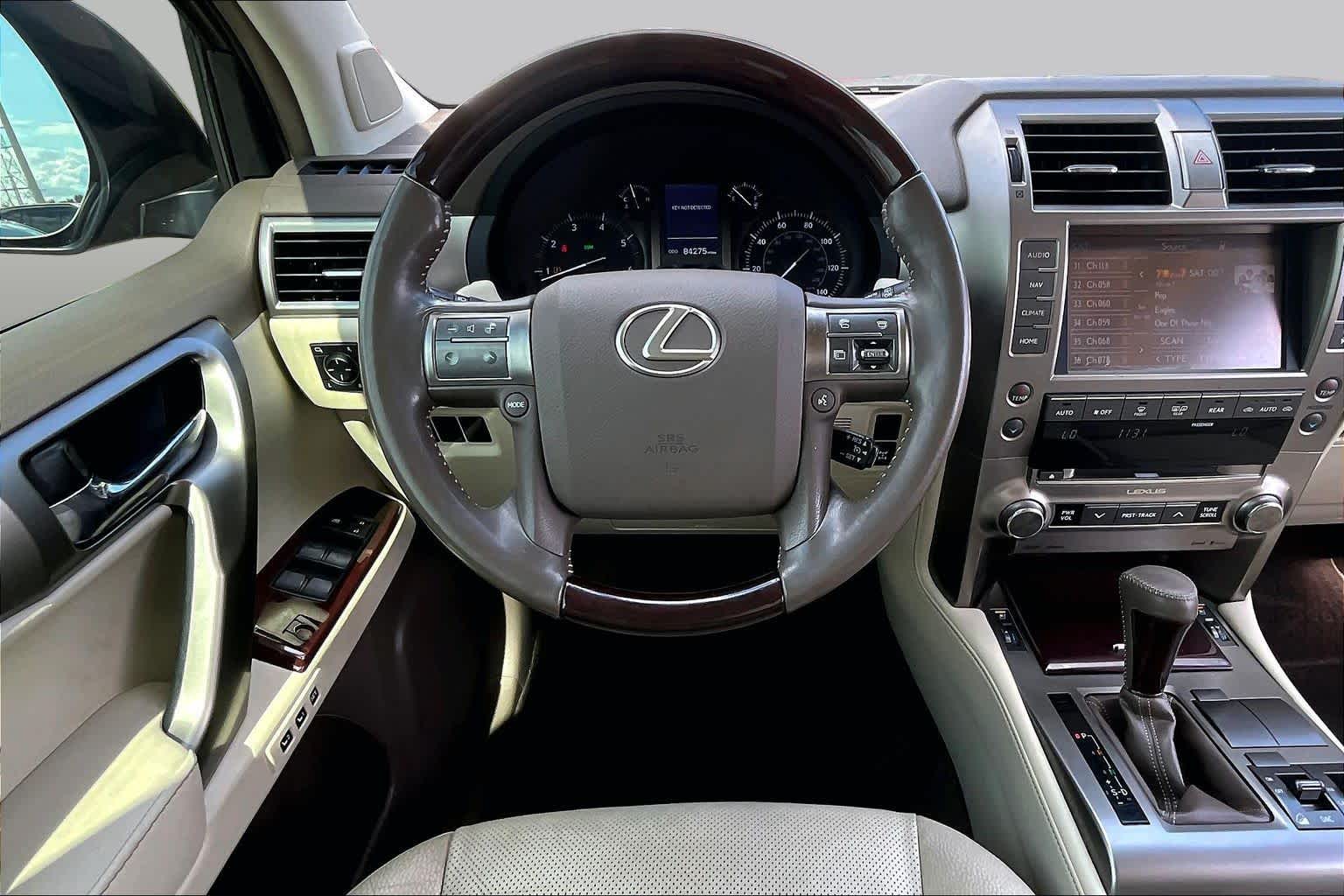 2019 Lexus GX 460 photo 6 of 33