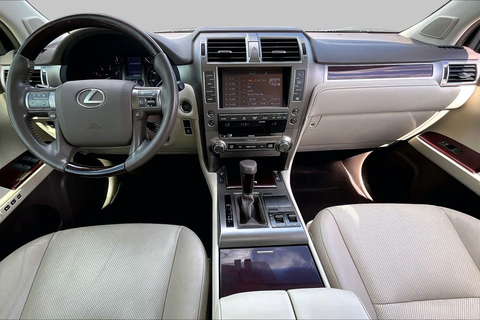 2019 Lexus GX 460 photo 14 of 33