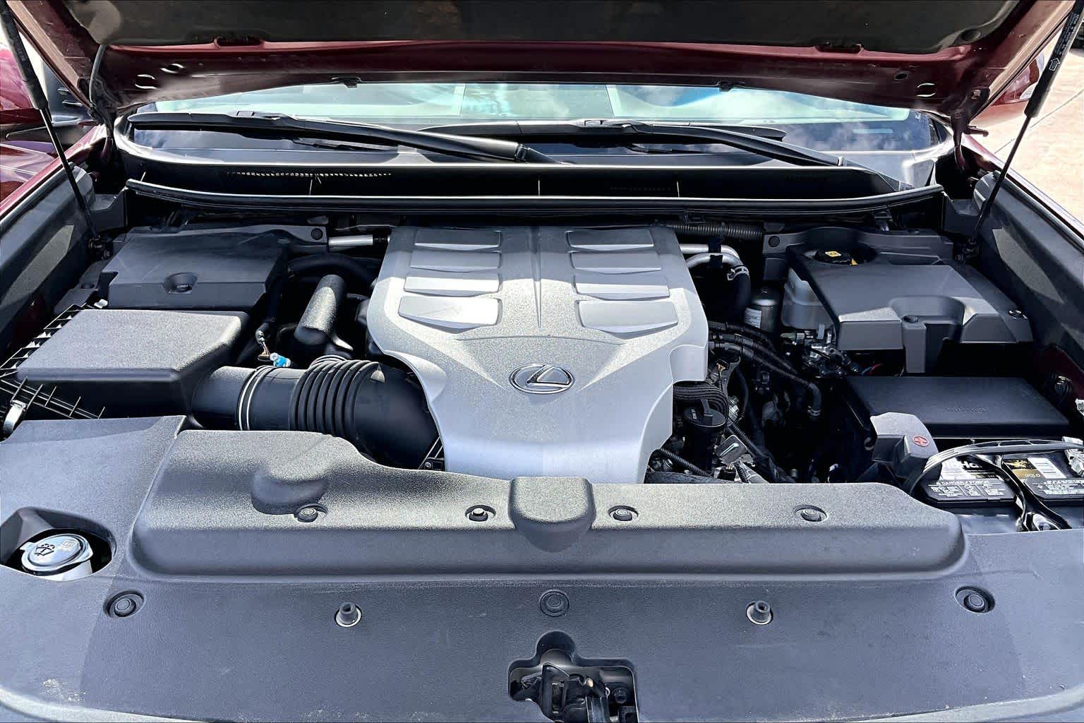 2019 Lexus GX 460 photo 28 of 33
