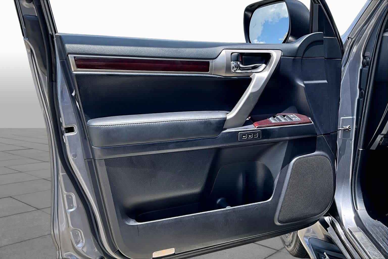 2015 Lexus GX 460  Nebula Gray Pearl at Beck & Masten Kia