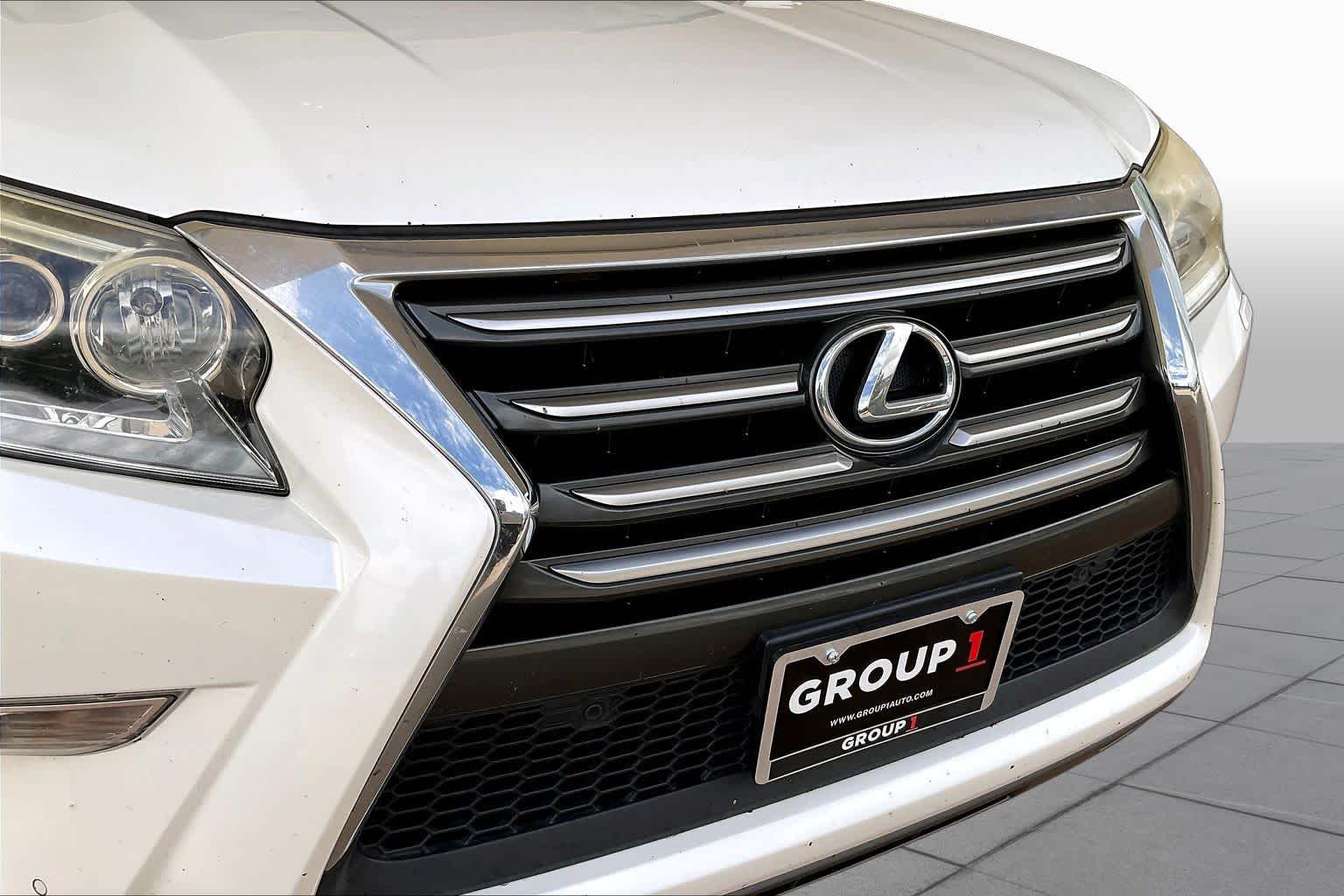 2015 Lexus GX 460 photo 27 of 34