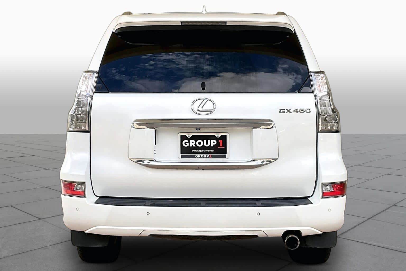 2015 Lexus GX 460 photo 5 of 34