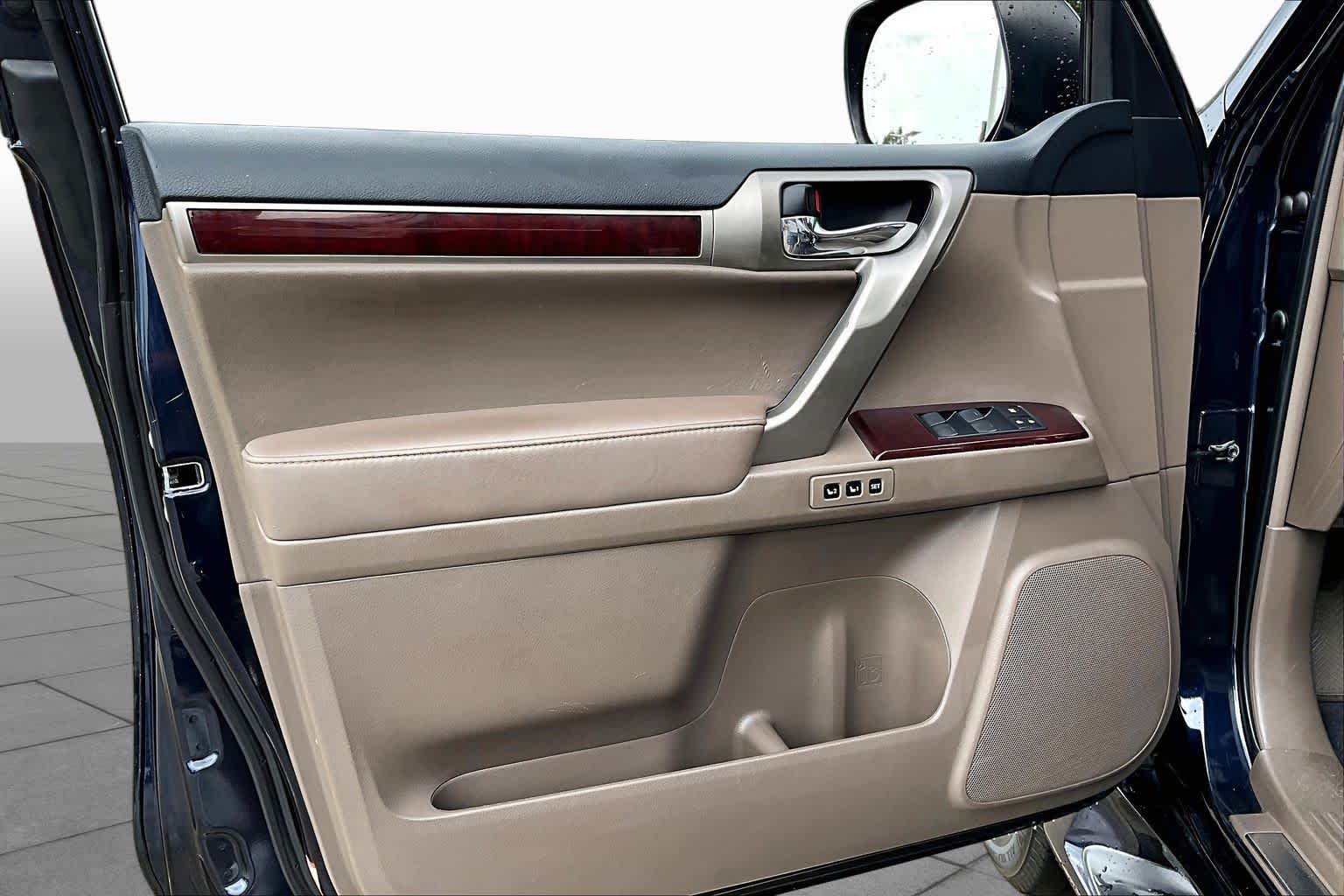 2017 Lexus GX 460 Premium  Nightfall Mica at Honda of Clear Lake