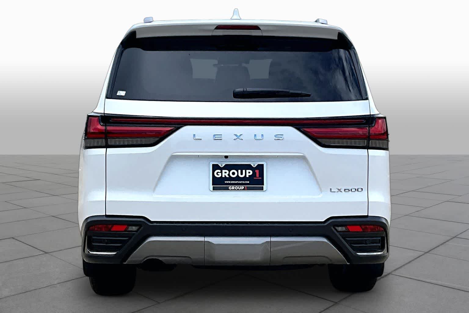 2026 Lexus LX 600 Luxury - 4