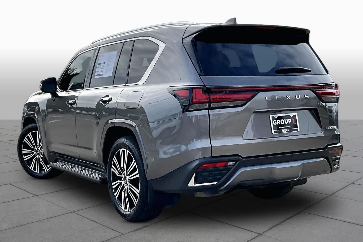 2025 Lexus LX 600 photo 10 of 34