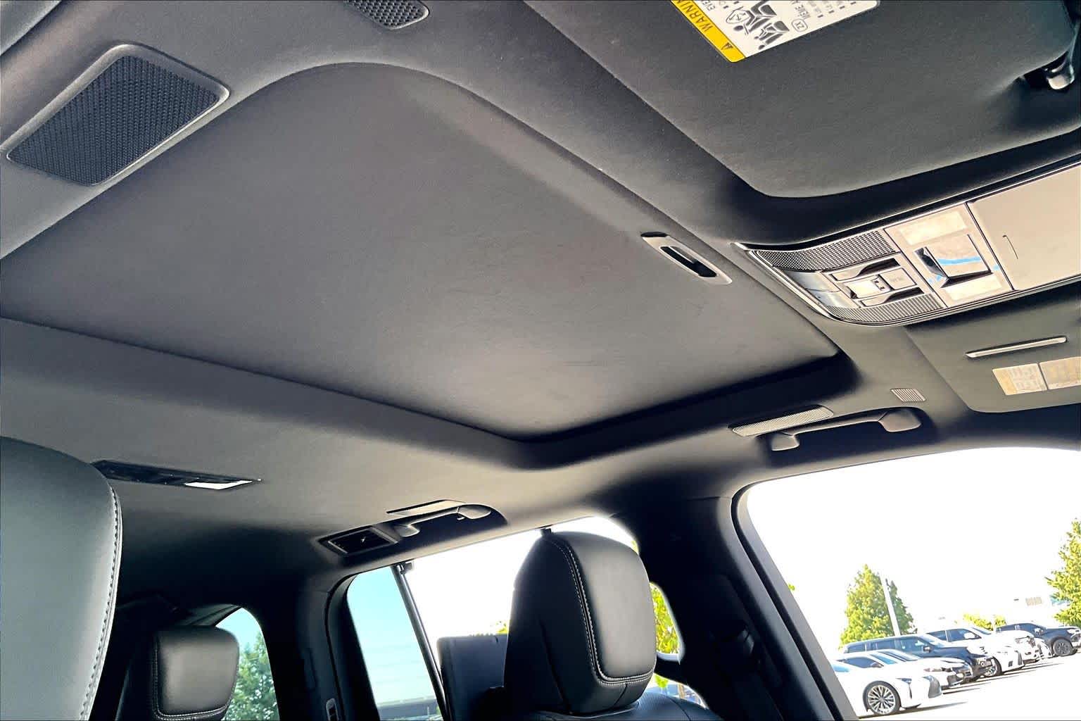 2023 Lexus LX 600 photo 12 of 34