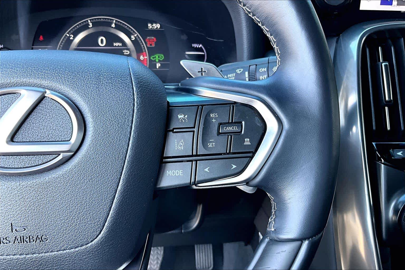 2023 Lexus LX 600 photo 22 of 34