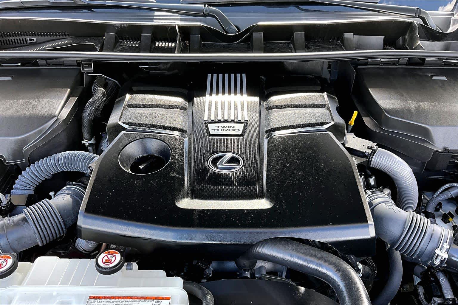 2025 Lexus LX 600 photo 33 of 37