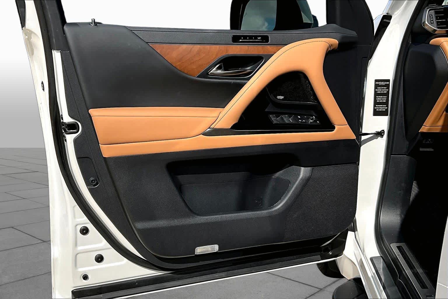 2025 Lexus LX 600 photo 22 of 37