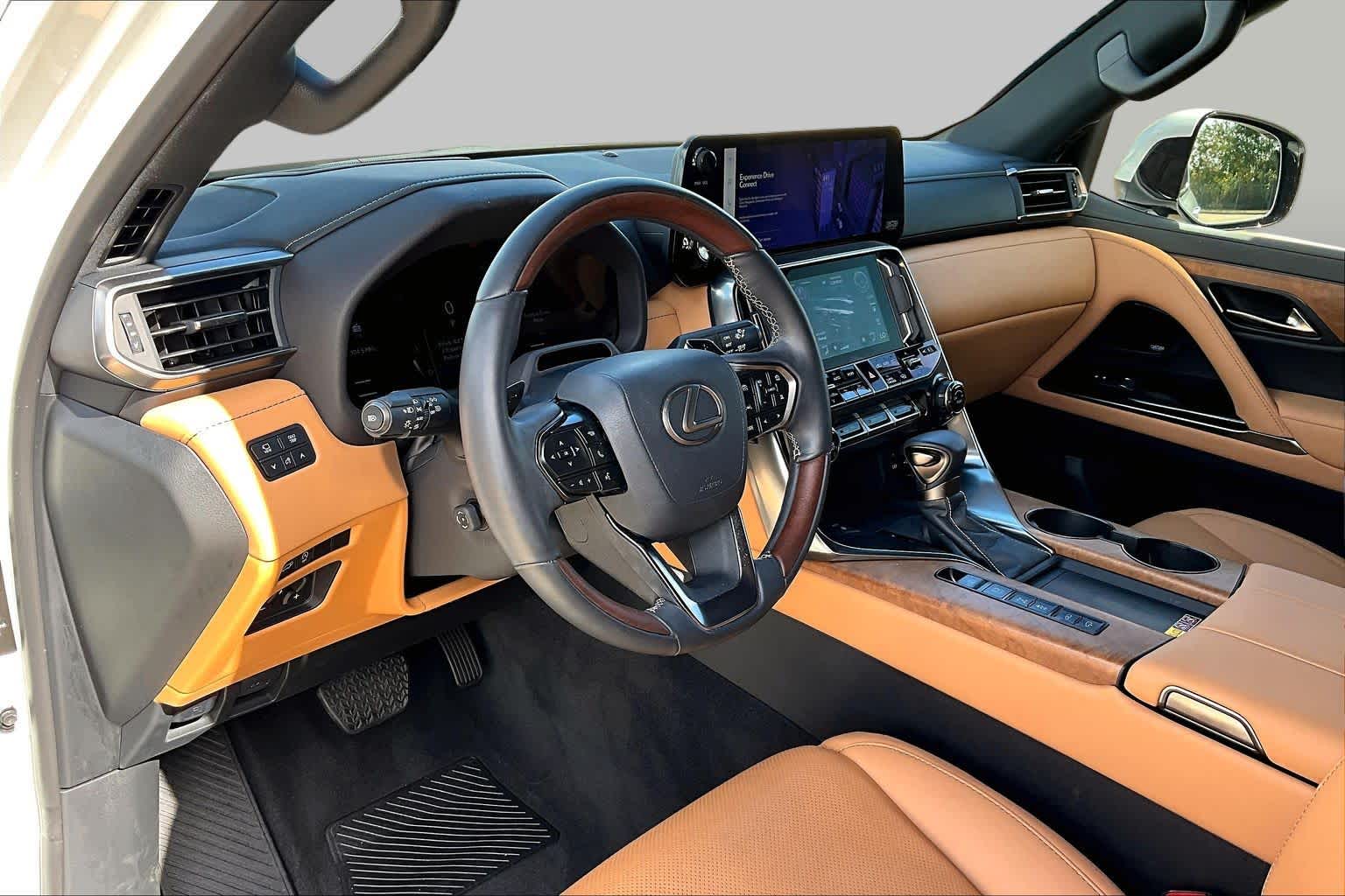 2025 Lexus LX 600 photo 18 of 37