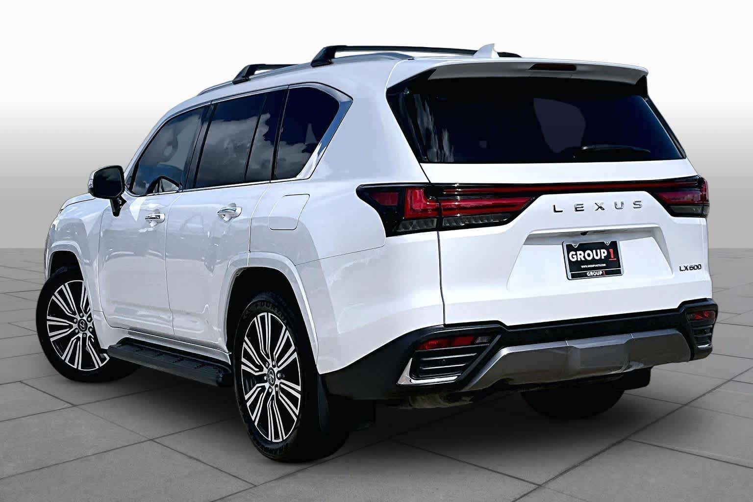 2025 Lexus LX 600 photo 12 of 37