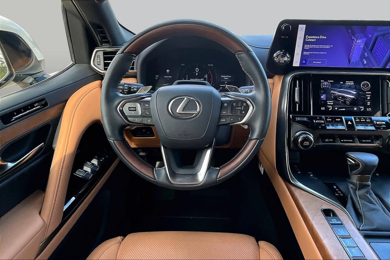 2025 Lexus LX 600 photo 6 of 37