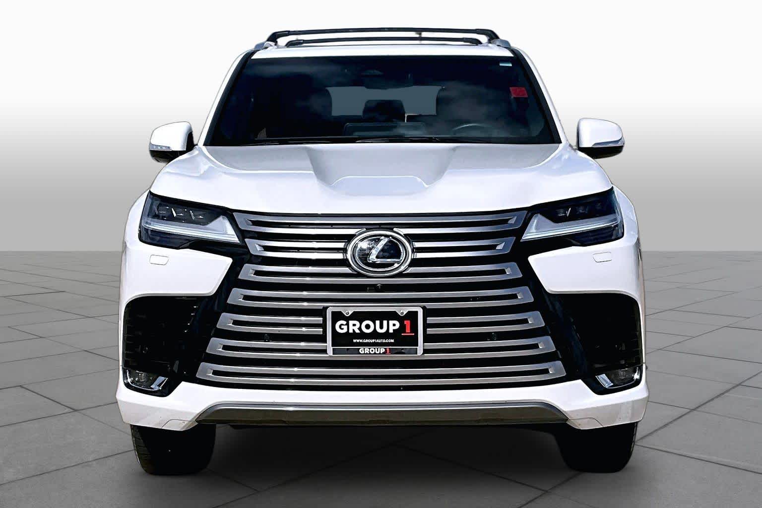 2025 Lexus LX 600 photo 4 of 37