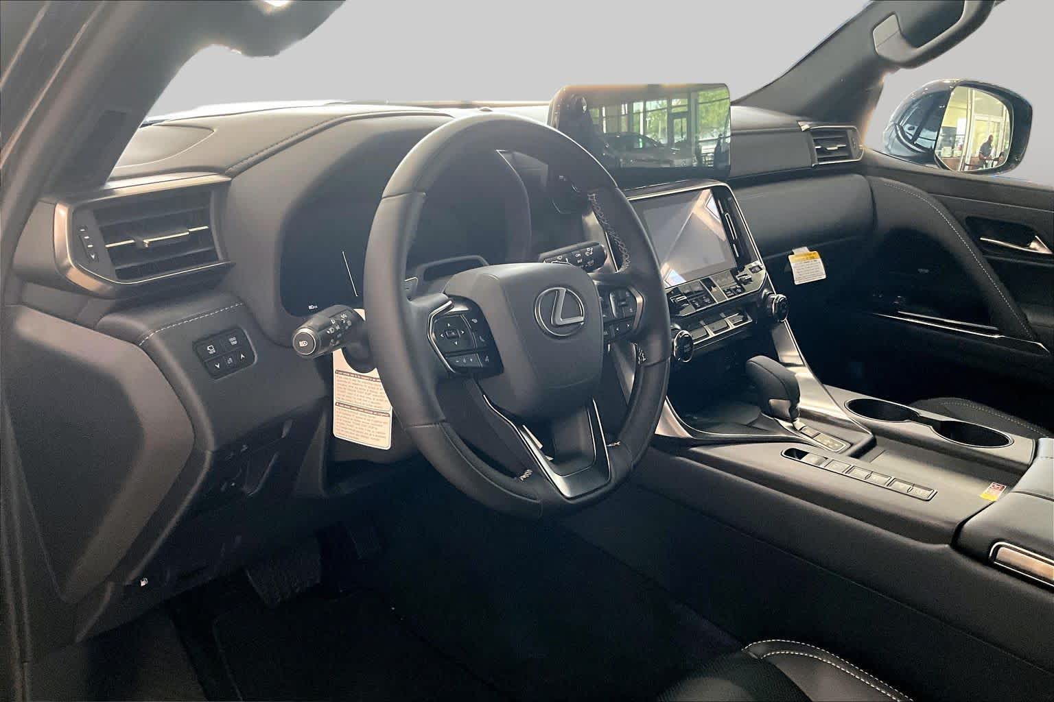 2026 Lexus LX 700h Luxury - 9