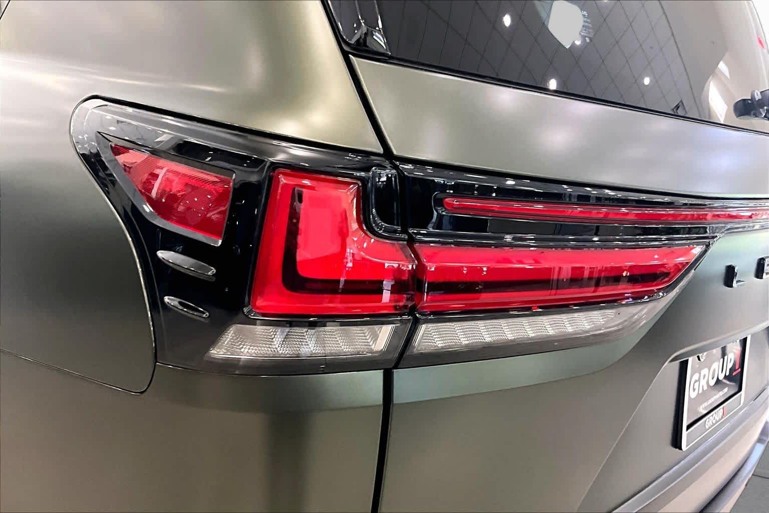 2026 Lexus LX 700h Luxury - 5
