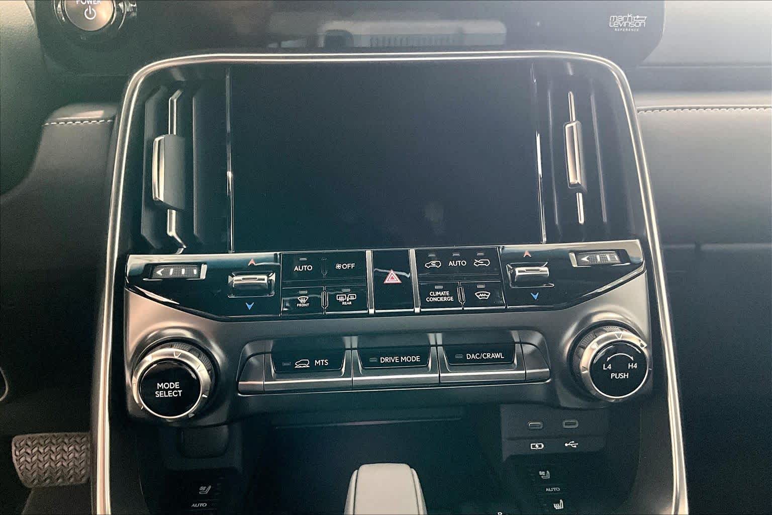 2026 Lexus LX 700h Luxury - 11