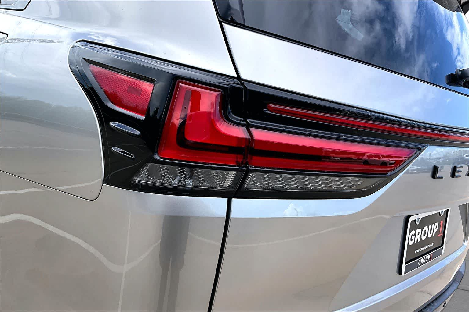 2026 Lexus LX 700h Luxury - 5