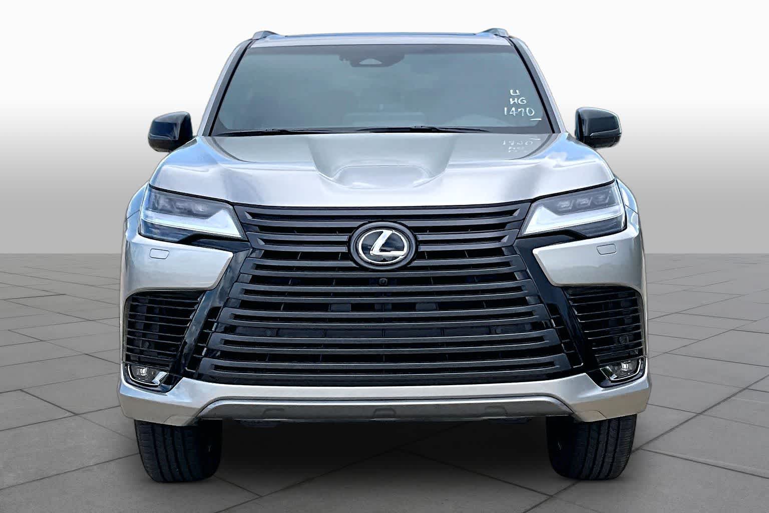 2026 Lexus LX 700h Luxury - 1