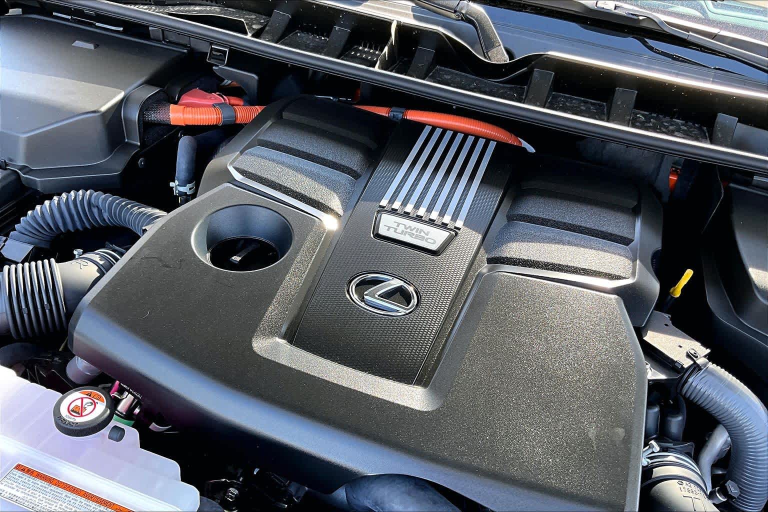2026 Lexus LX 700h photo 19 of 21