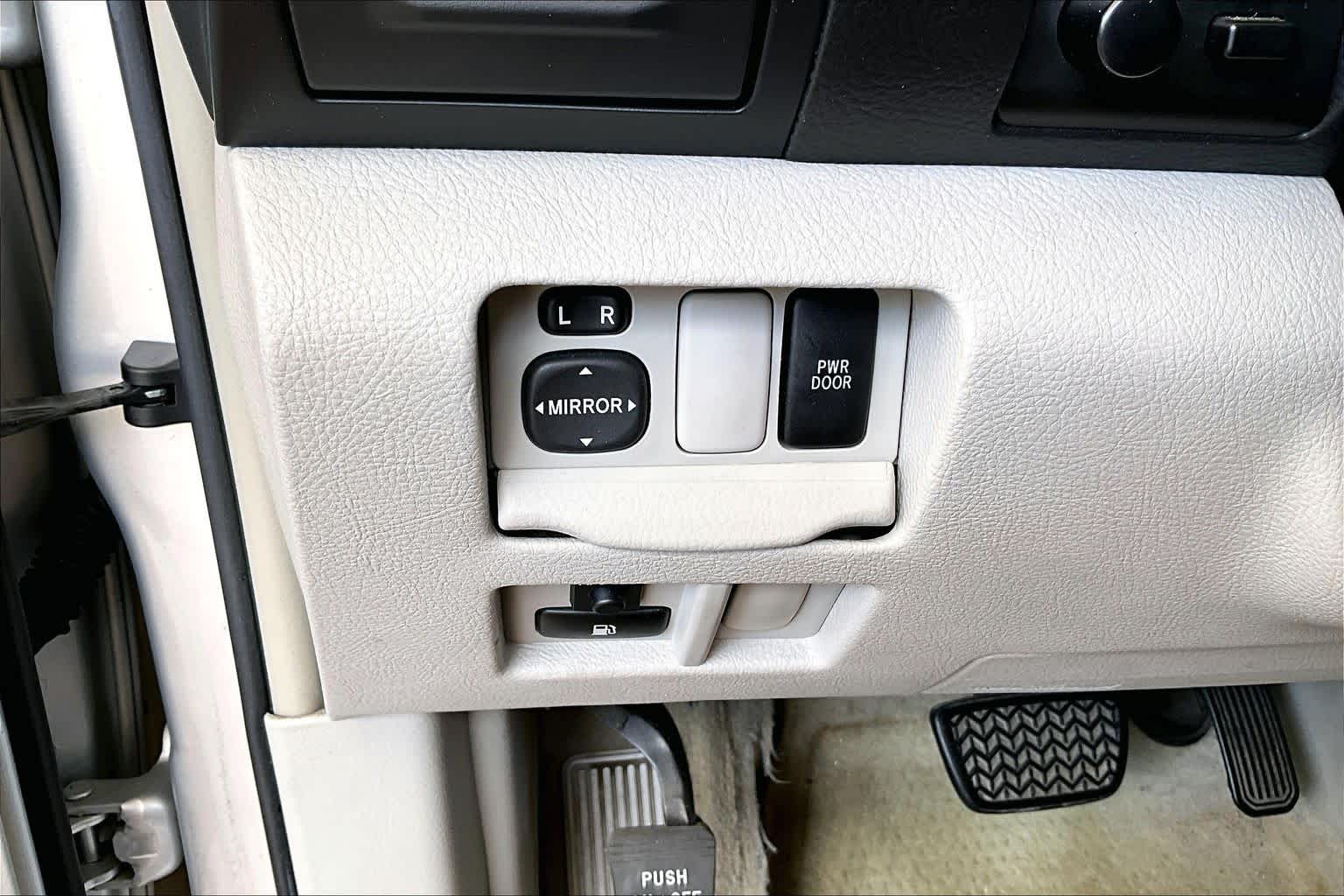 2008 Lexus RX 400h photo 32 of 33