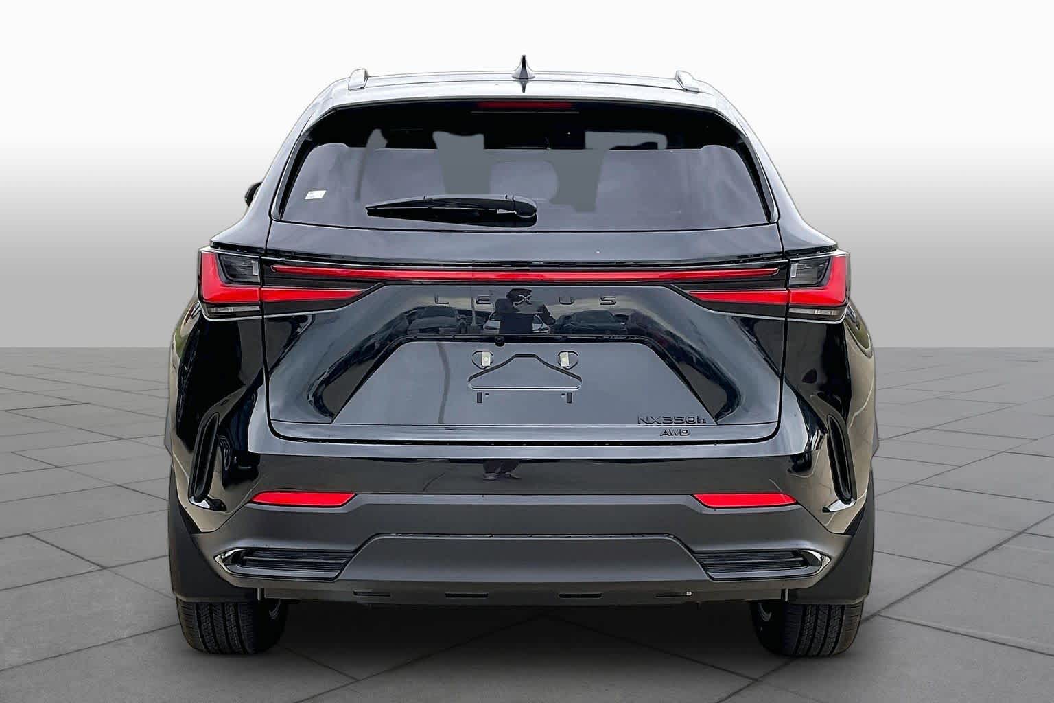 2026 Lexus NX 350h photo 5 of 21