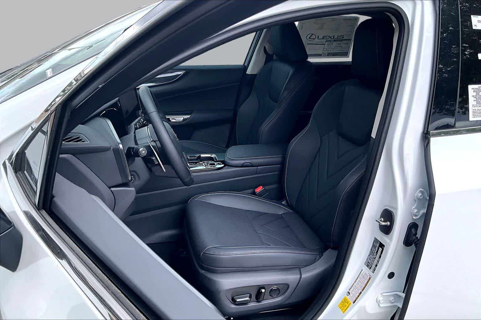 2026 Lexus NX 450h+ photo 17 of 21