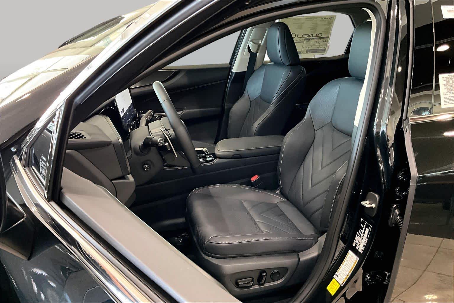 2026 Lexus NX 450h+ photo 16 of 20