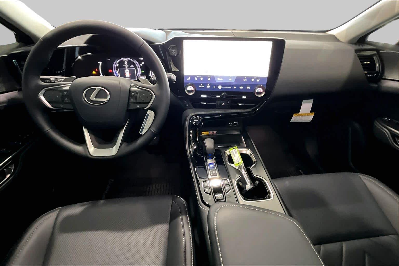 2026 Lexus NX 450h+ photo 7 of 20