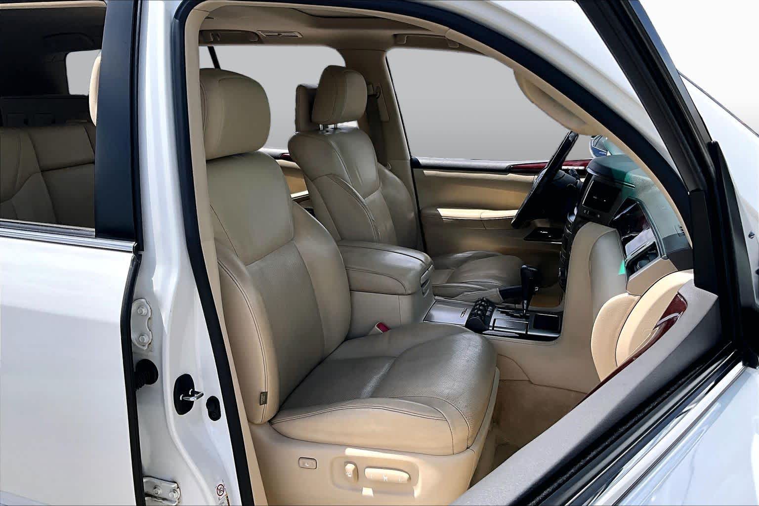 2014 Lexus LX 570  Starfire Pearl at Beck & Masten Kia