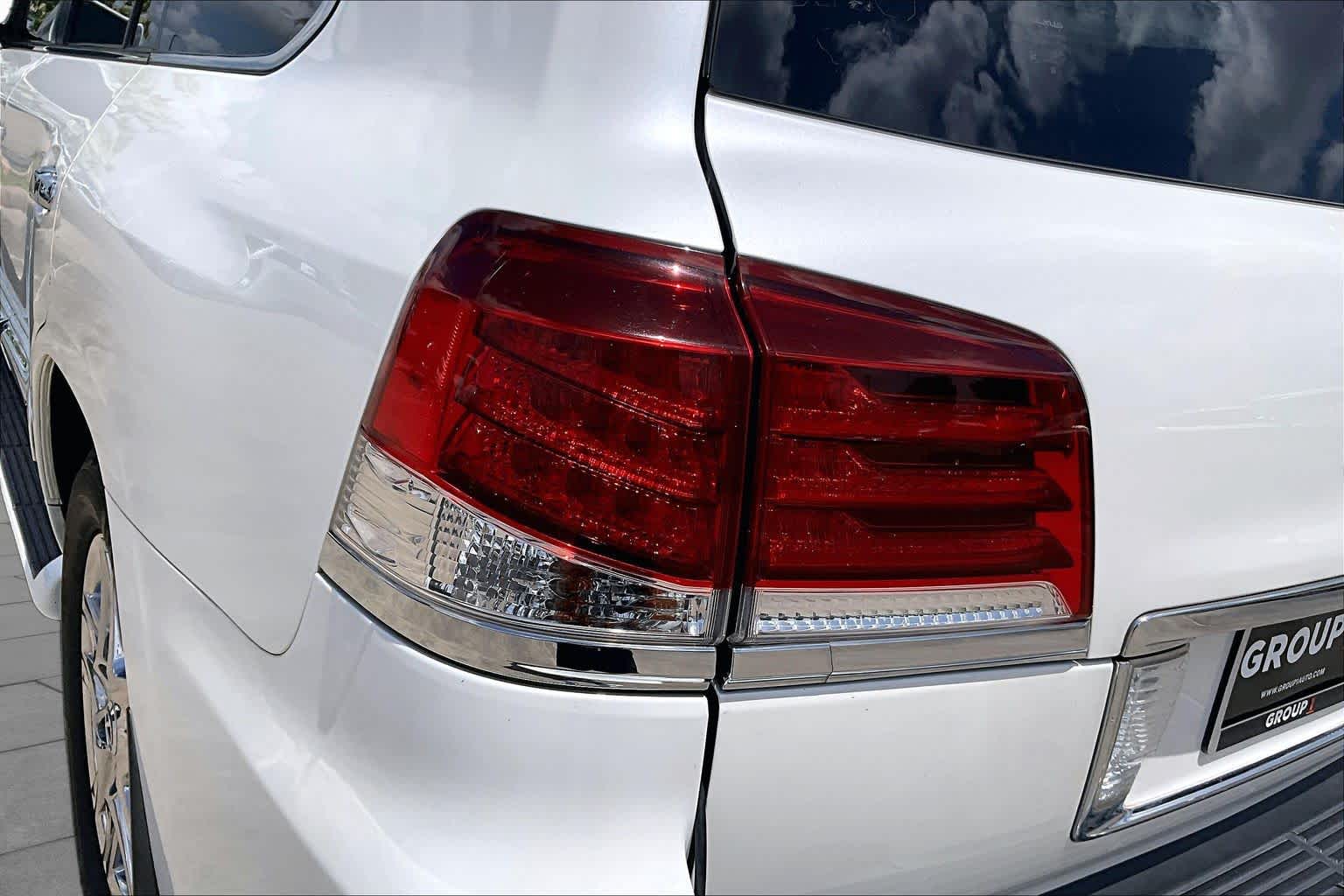 2014 Lexus LX 570  Starfire Pearl at Beck & Masten Kia