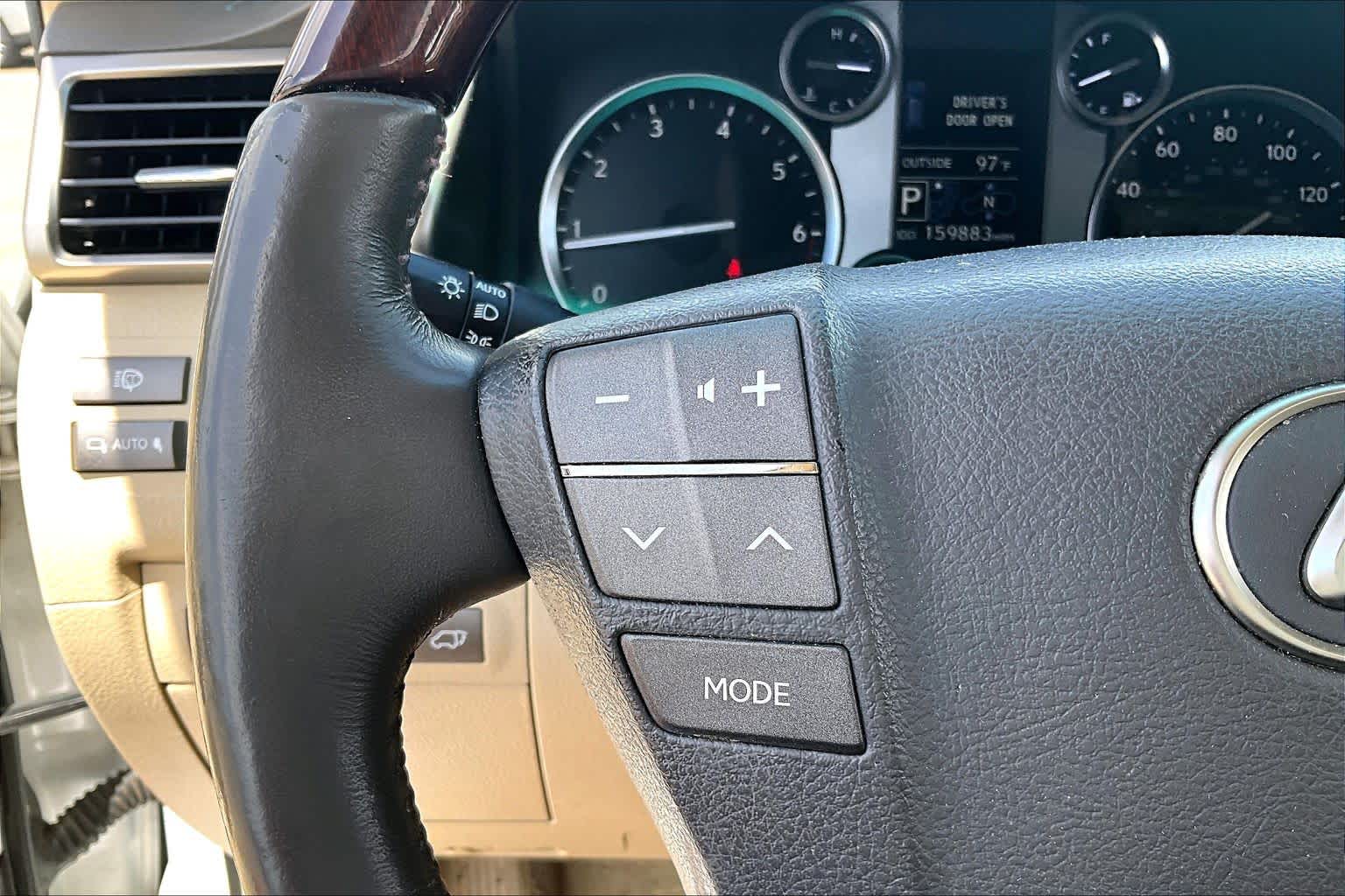 2014 Lexus LX 570  Starfire Pearl at Beck & Masten Kia