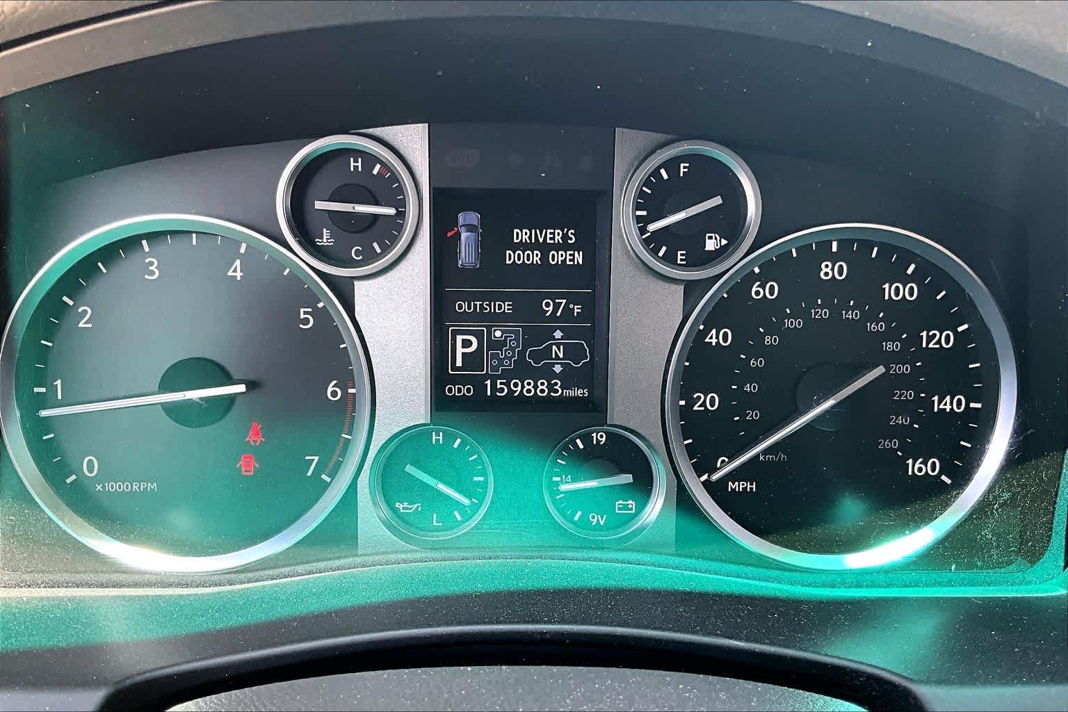 2014 Lexus LX 570  Starfire Pearl at Beck & Masten Kia