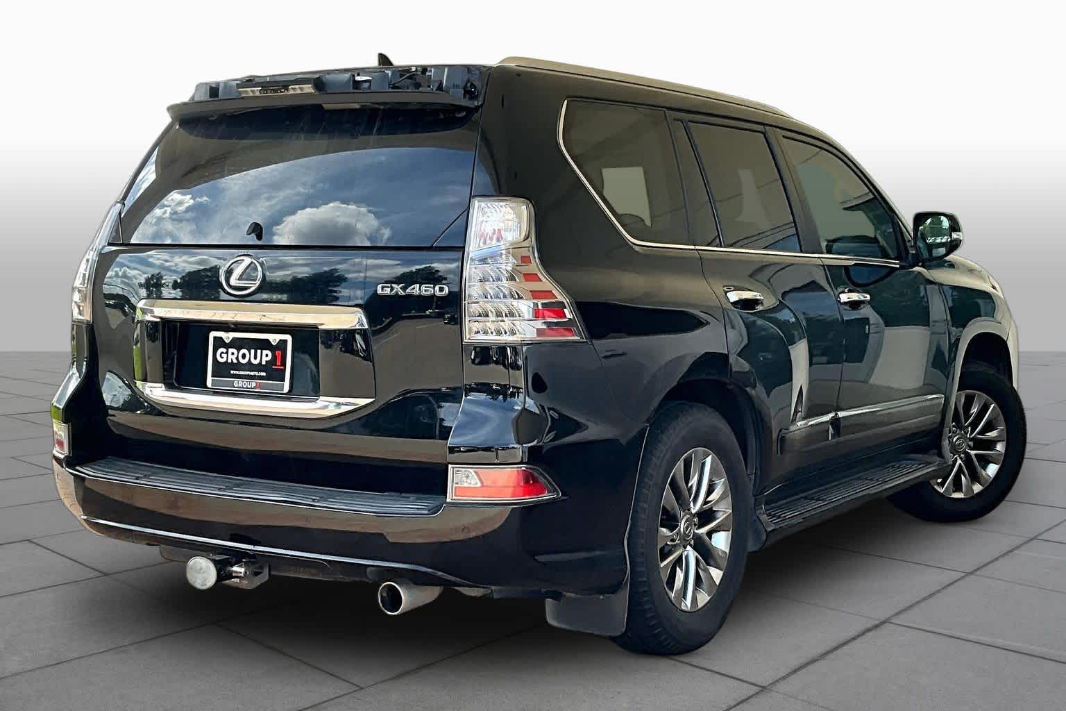2014 Lexus GX 460 photo 11 of 34