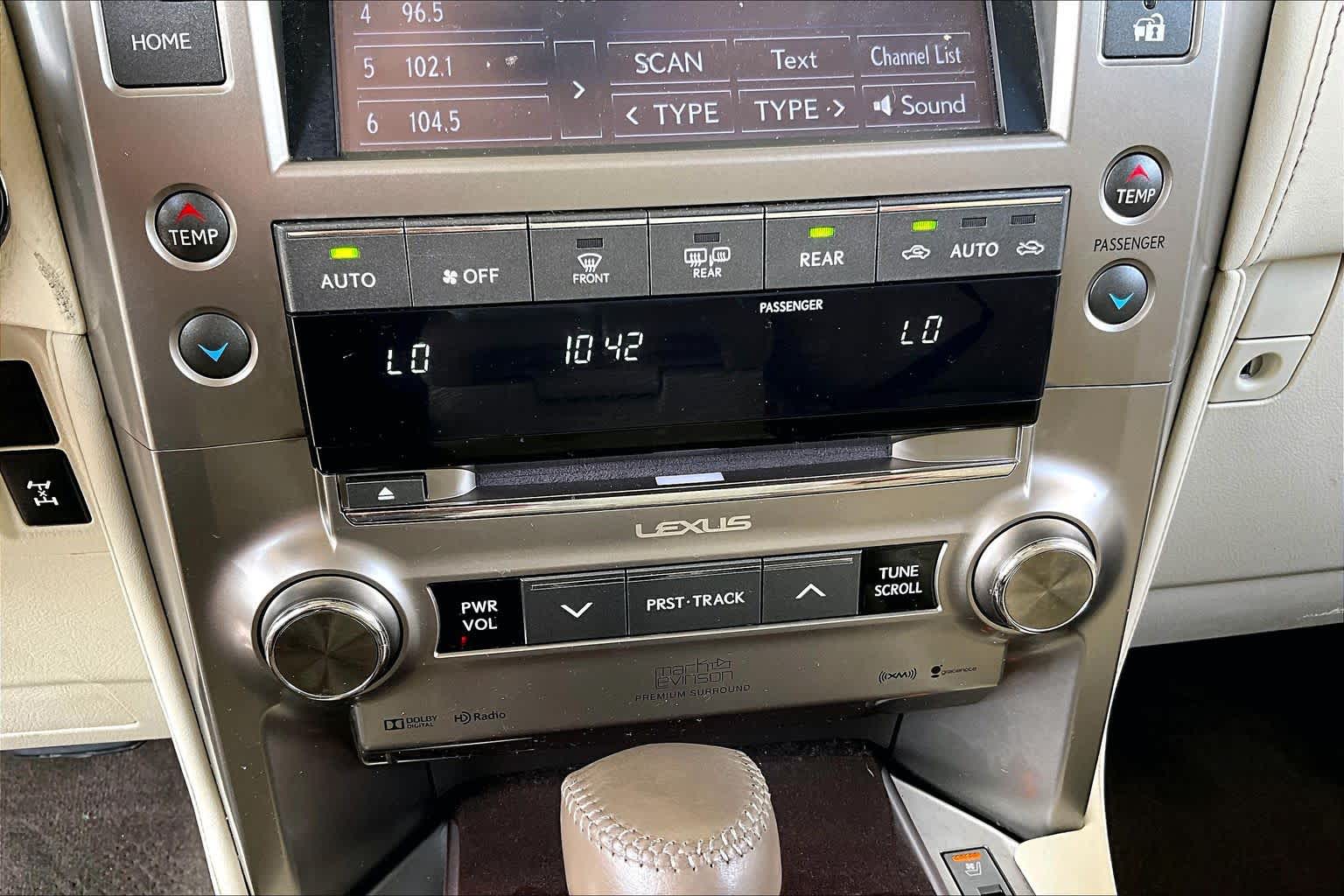2014 Lexus GX 460 photo 32 of 34
