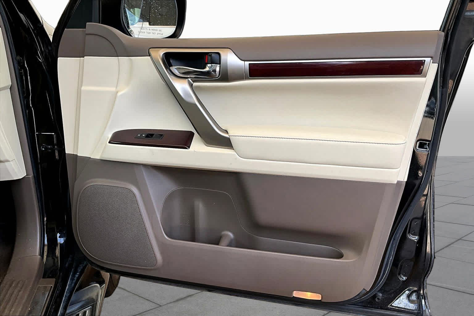 2014 Lexus GX 460 photo 20 of 34
