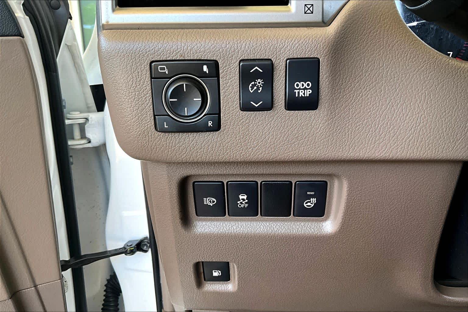 2019 Lexus GX 460 Luxury  Starfire Pearl at Lexus of Clear Lake