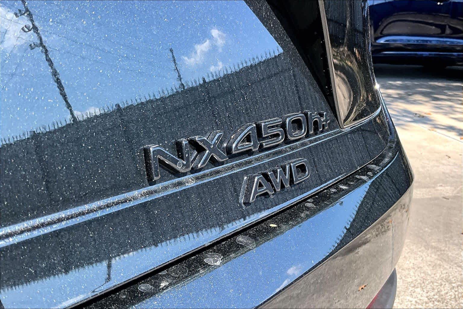 2026 Lexus NX 450h+ photo 7 of 21
