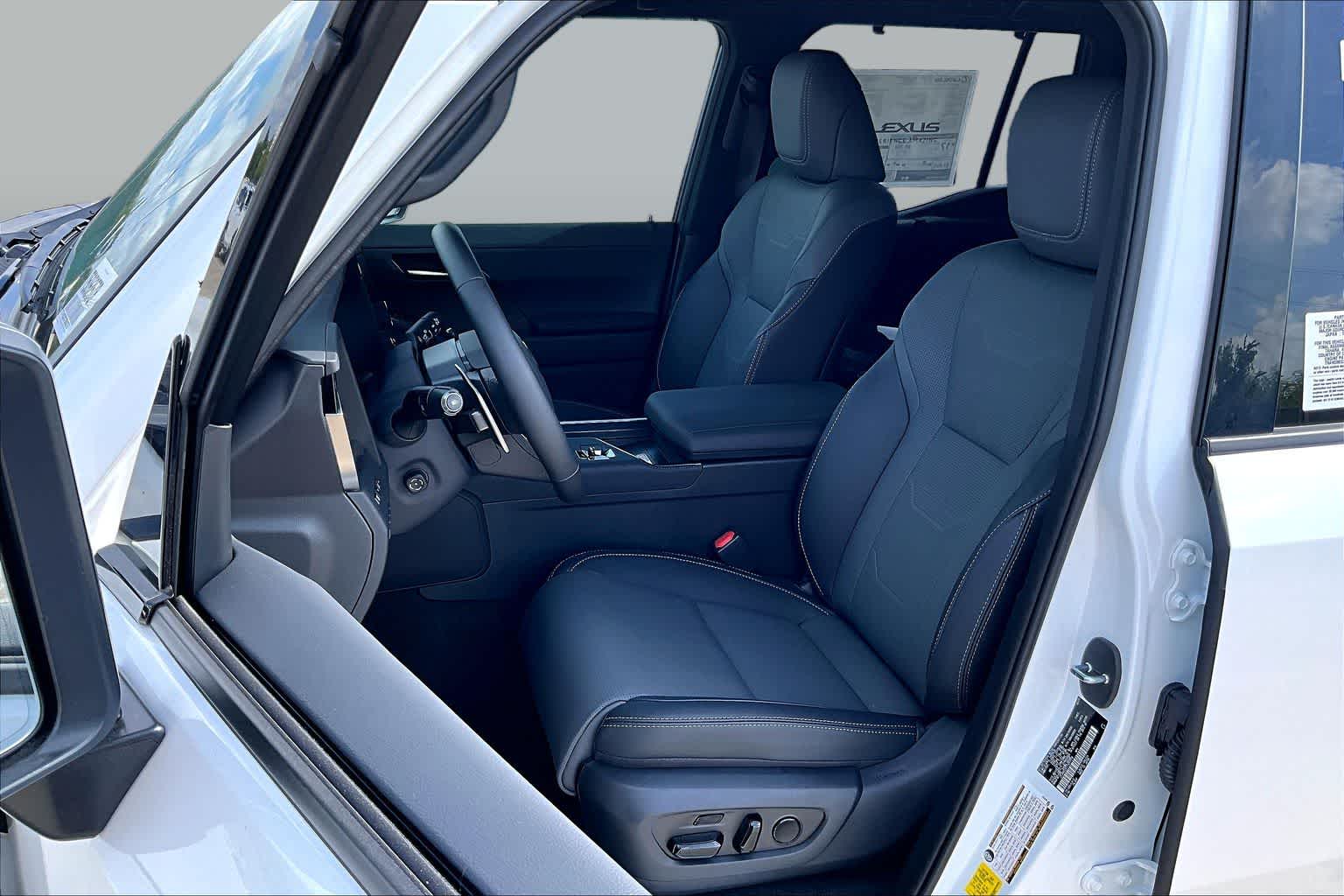 2026 Lexus GX 550 Luxury+  Eminent White Pearl at Lexus of Clear Lake