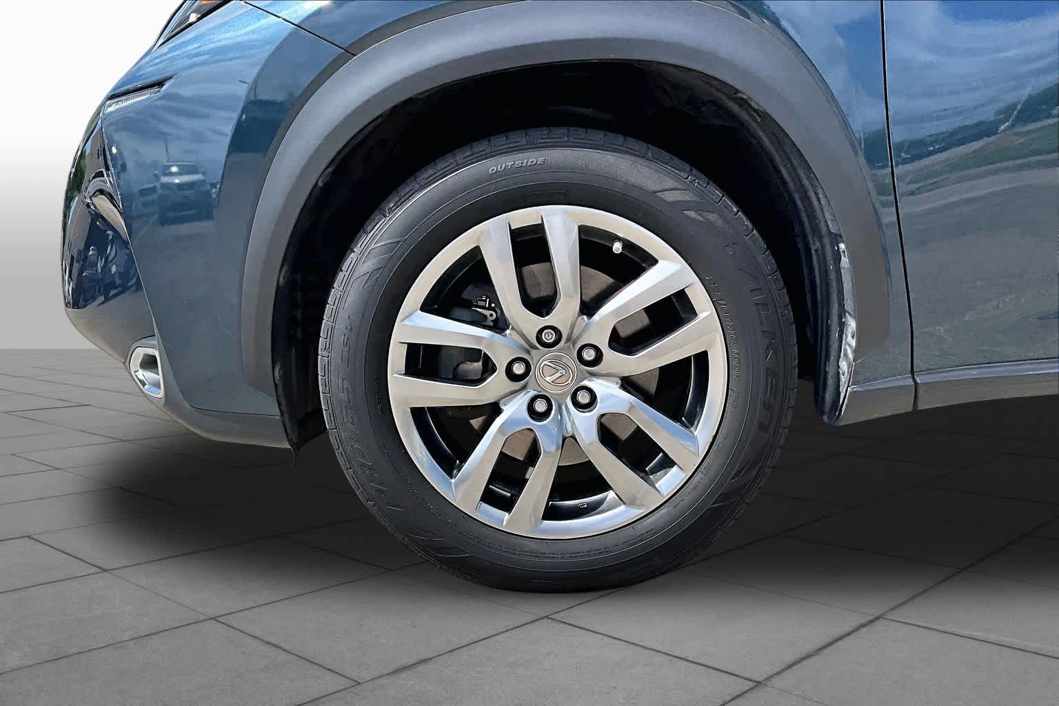 2015 Lexus NX 200t photo 9 of 34