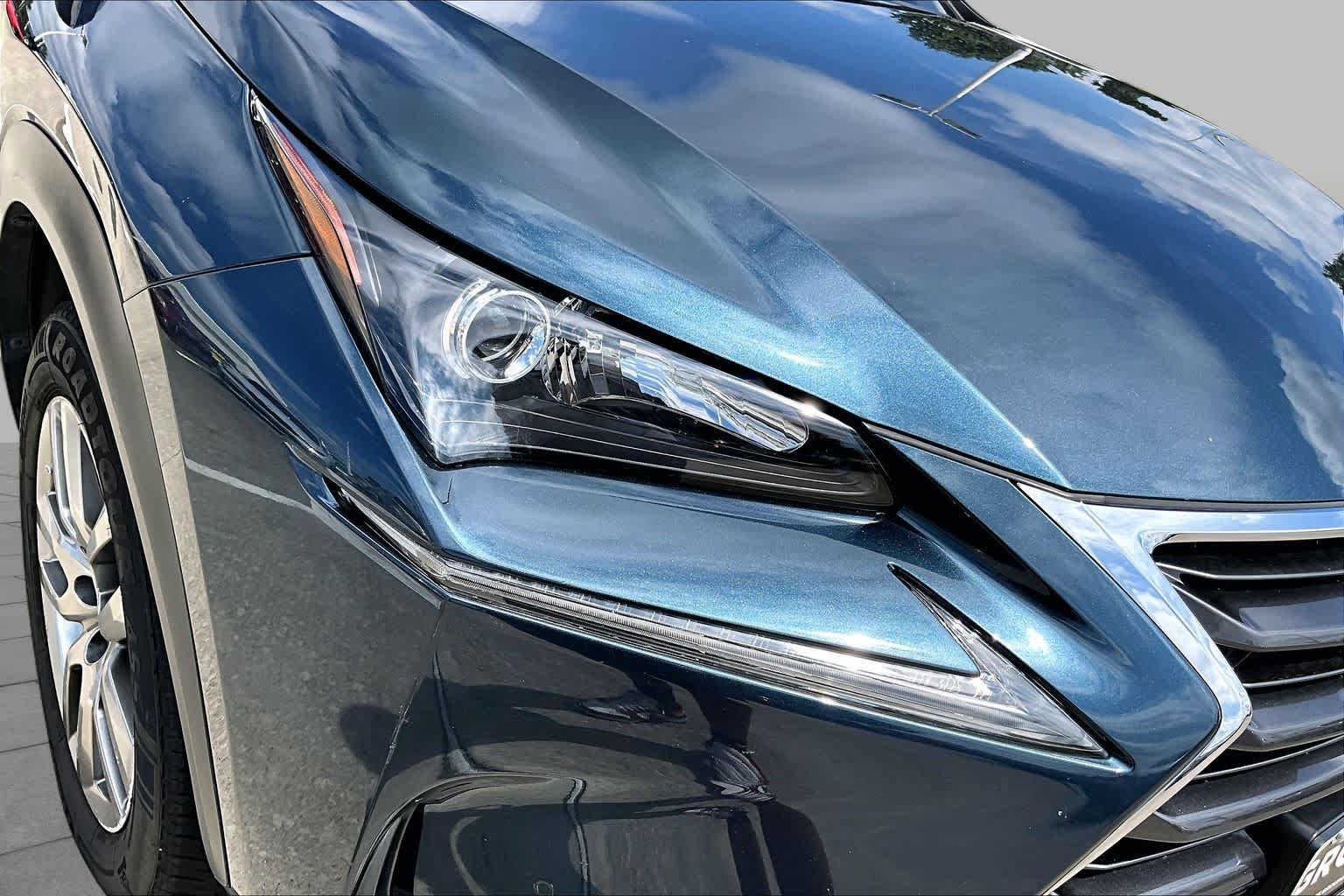 2015 Lexus NX 200t photo 25 of 34