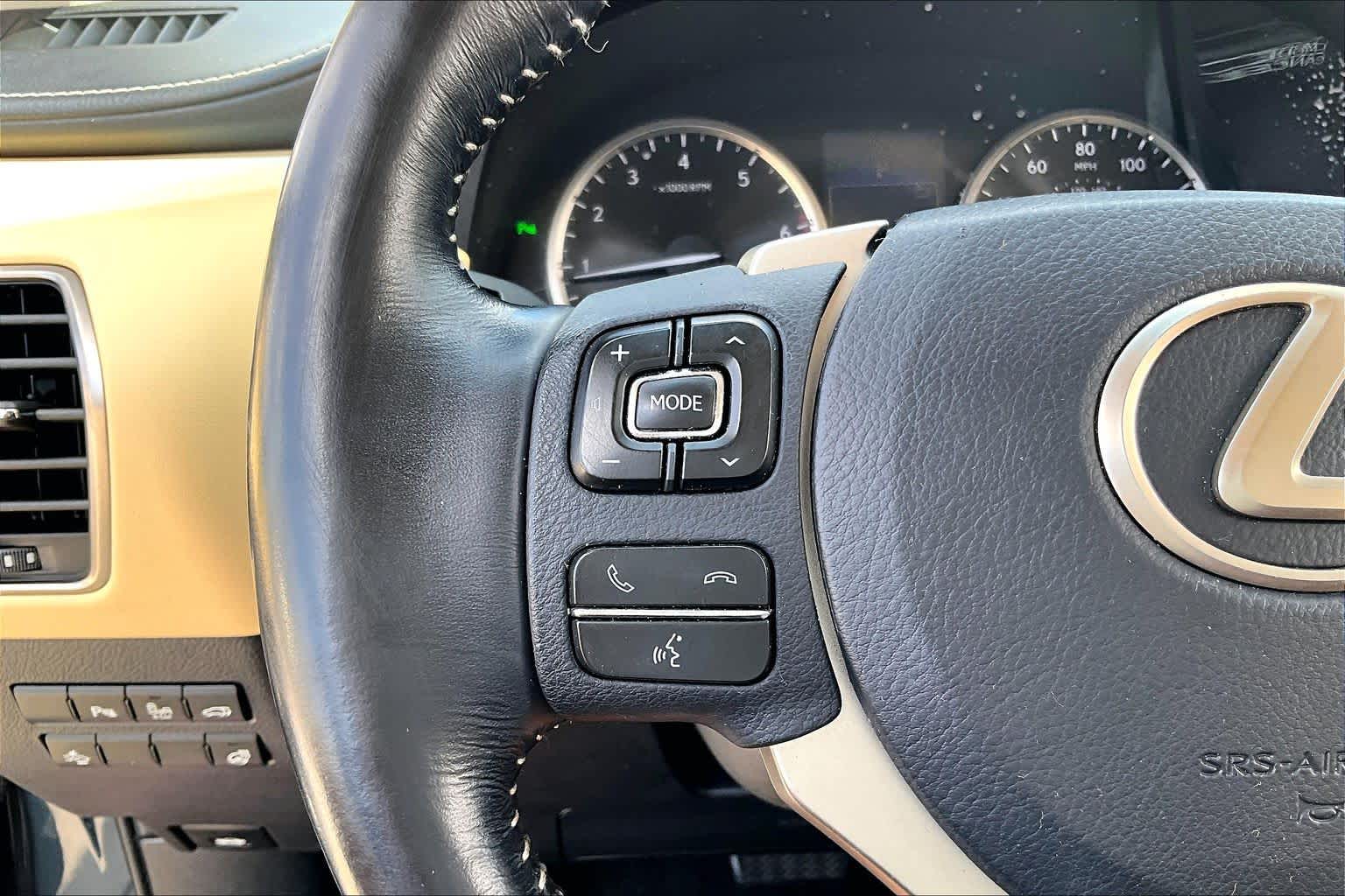 2015 Lexus NX 200t photo 21 of 34